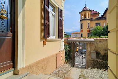 Elegant appartement aan het meer in Luino