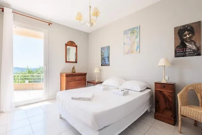 Villa in Rochefort-du-Gard mit Poolblick