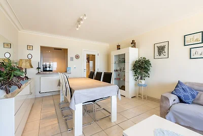 Wohnung an der Zeedijk mit Meerblick