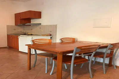 Apartments Semafor - One Bedroom Apartment wi...