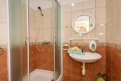 Villa Goldfield - Studio Apartment with Sea V...