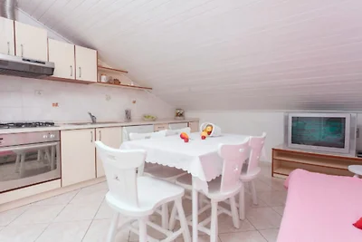 Apartments Lili Two Bedroom Apartment Sea...