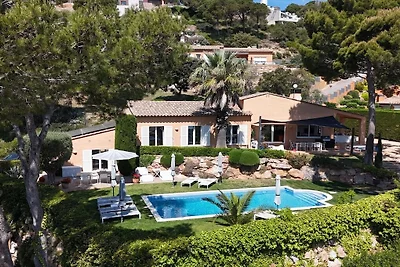 Villa in Begur mit Schwimmbecken