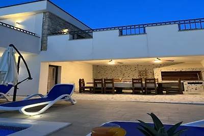 Villa in der Nähe von Zadar für 10 Gäste