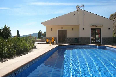 Luxuriöse Villa mit privatem Pool in...