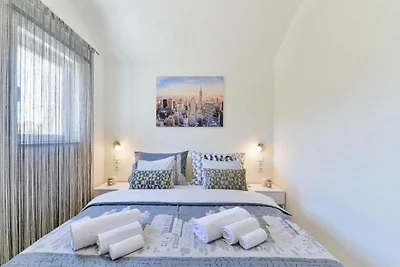 Three Bedroom apartment with Terrace and Swim...
