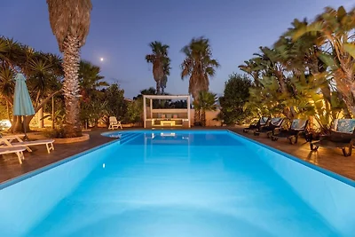 Seaside Gallipoli Modern Villa for 8