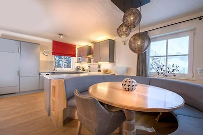 Bergapartment in Saalbach für 8 Personen