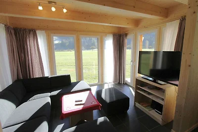 Grazioso chalet con vasca idromassaggio