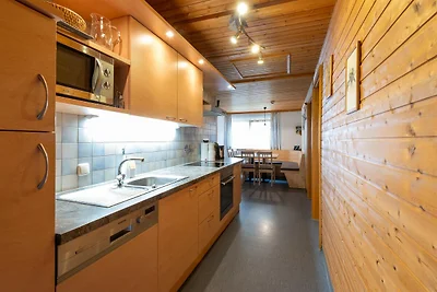 Spazioso appartamento con solarium