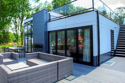 Luxuriöses Ferienhaus in einem Ferienpark, an...