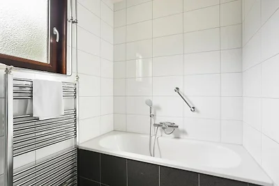 Casa con sauna, a 8 km. del Drielandenpunt