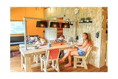 Ferienhaus in Mol mit Terrasse und Wifi