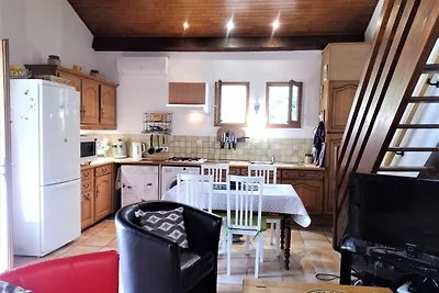 Ruhiges Ferienhaus mit großem Pool