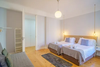 Modernes Apartment für 13 Gäste