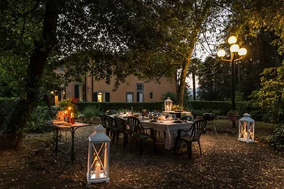 Villa in Lucca mit Pool und Landschaftsblick