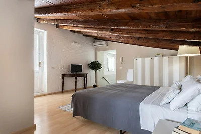 Wohnung in Siracusa mit Terrasse