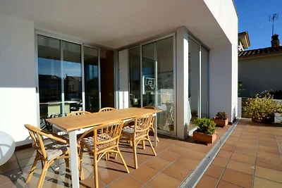 Villa Ponent an der Costa Brava mit drei...