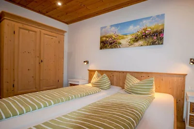 Ferienhaus in Altefähr mit Schwimmbecken