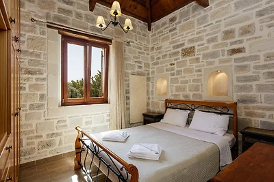 Villa in Adelianos Kampos