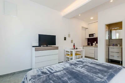 Apartments  L&M - Studio Apartment with Terra...