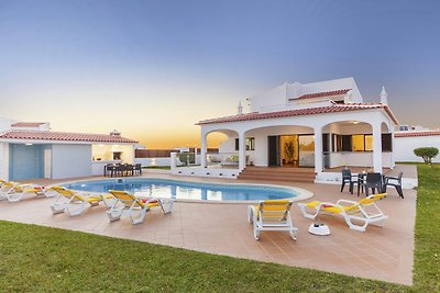 Villa in Albufeira nabij het stadscentrum