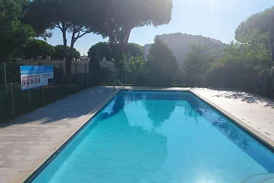 Appartamento a Le Grau-du-Roi con piscina