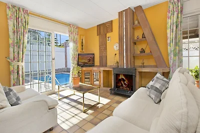 3 Schlafzimmer Villa in Blanes