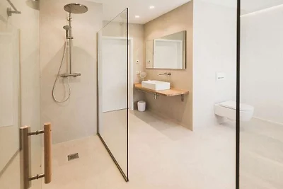 Steile helling - Design Moselle suite met...