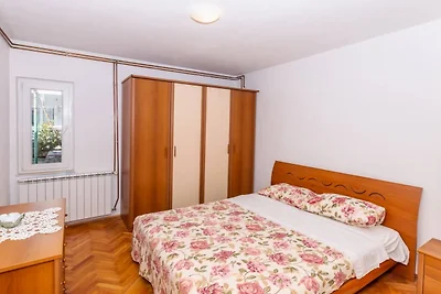 Three Bedroom Apartment with Terrace