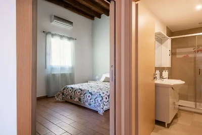 Kalsa apartment with terrace