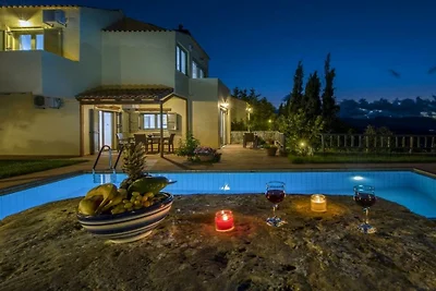 Villa in Malathiros with swimming pool