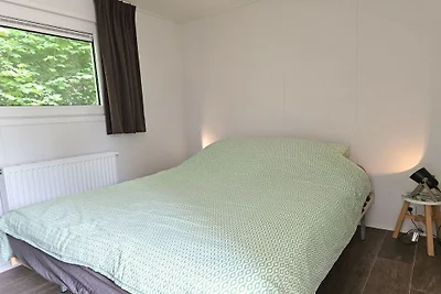 Cottage in Oostkapelle met zwembad