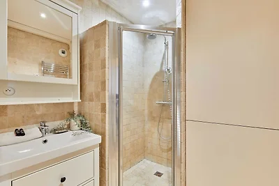 Charmant appartement met airconditioning in h...