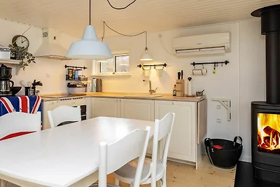 4 Personen Ferienhaus in Væggerløse-By Traum