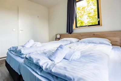 Ruhiger Bungalow in Ufernähe