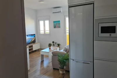 Moderne Wohnung in Aguadulce mit Terrasse