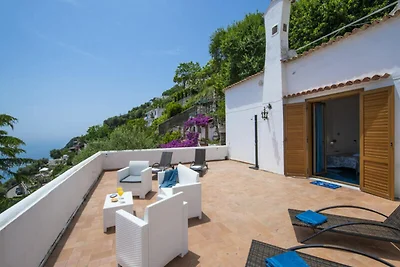 Villa a Praiano con terrazza vista mare