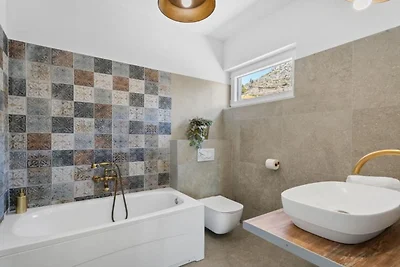 Villa Judita - Five Bedroom House