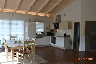 Bungalow in Gerolstein met zwembad