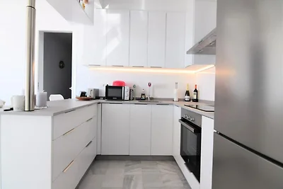 Appartement in Nerja met uitzicht op zee en...