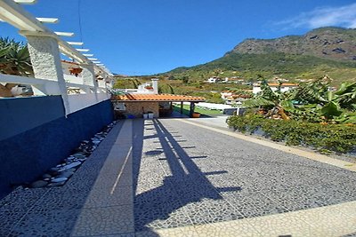 Villa met uitzicht op zee in Porto da Cruz