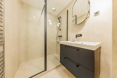 Elegante appartamento - 2BR/6P - Porte...