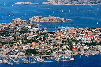 4 persone case ad LYSEKIL-By Traum