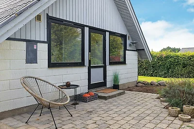 4 Personen Ferienhaus in Karrebæksminde-By...