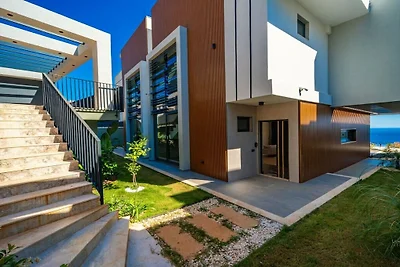 Villa in Kalkan mit Schwimmbecken