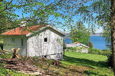 4 Personen Ferienhaus in Höviksnäs