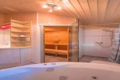Vakantiehuis met sauna op vakantiepark Mirow