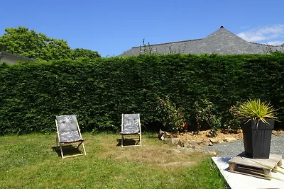 Komfortabler Bungalow, Rosa Granitküste