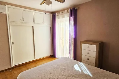 Spaziosa casa vacanze con piscina in comune